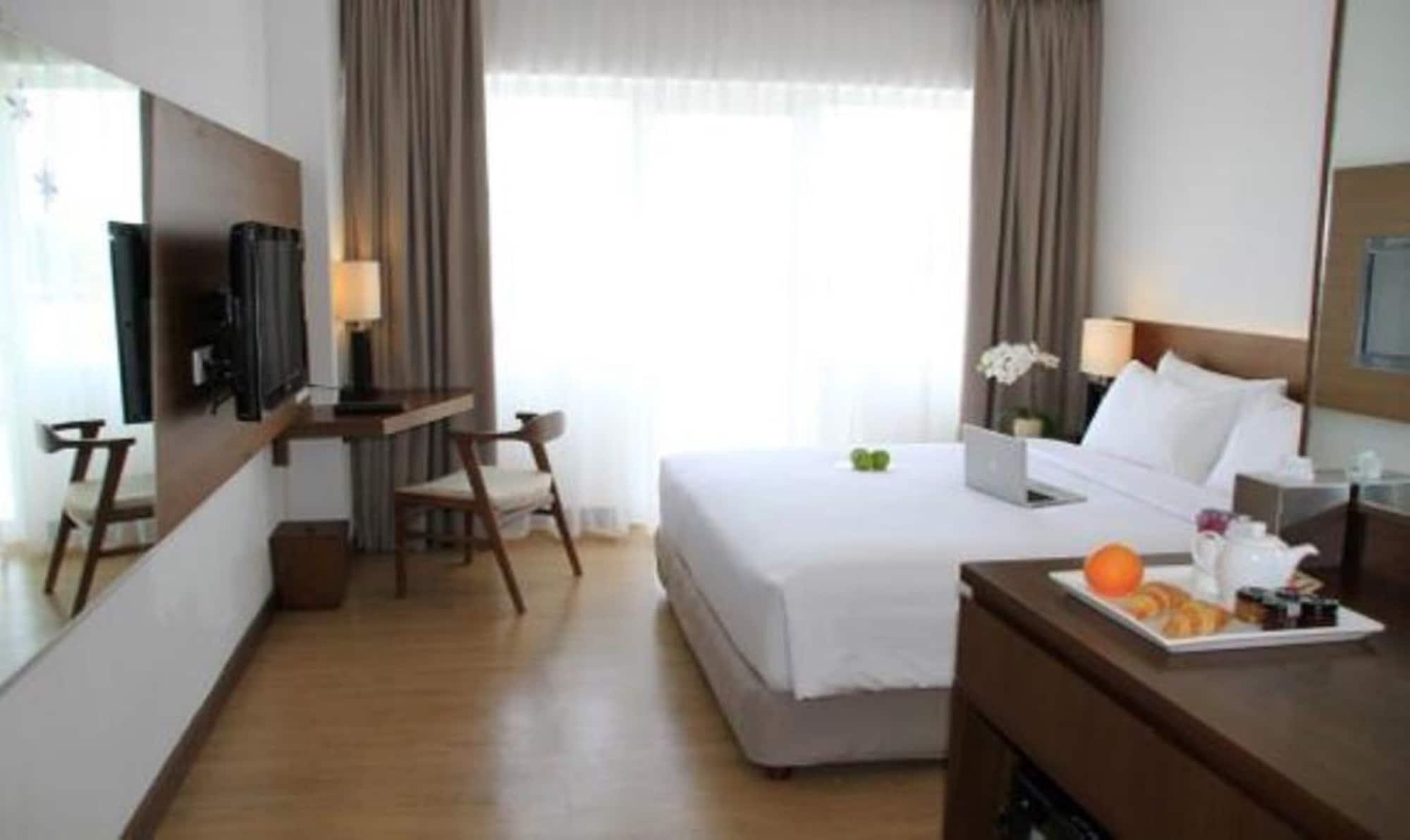 D'Primahotel Tangerang Kültér fotó