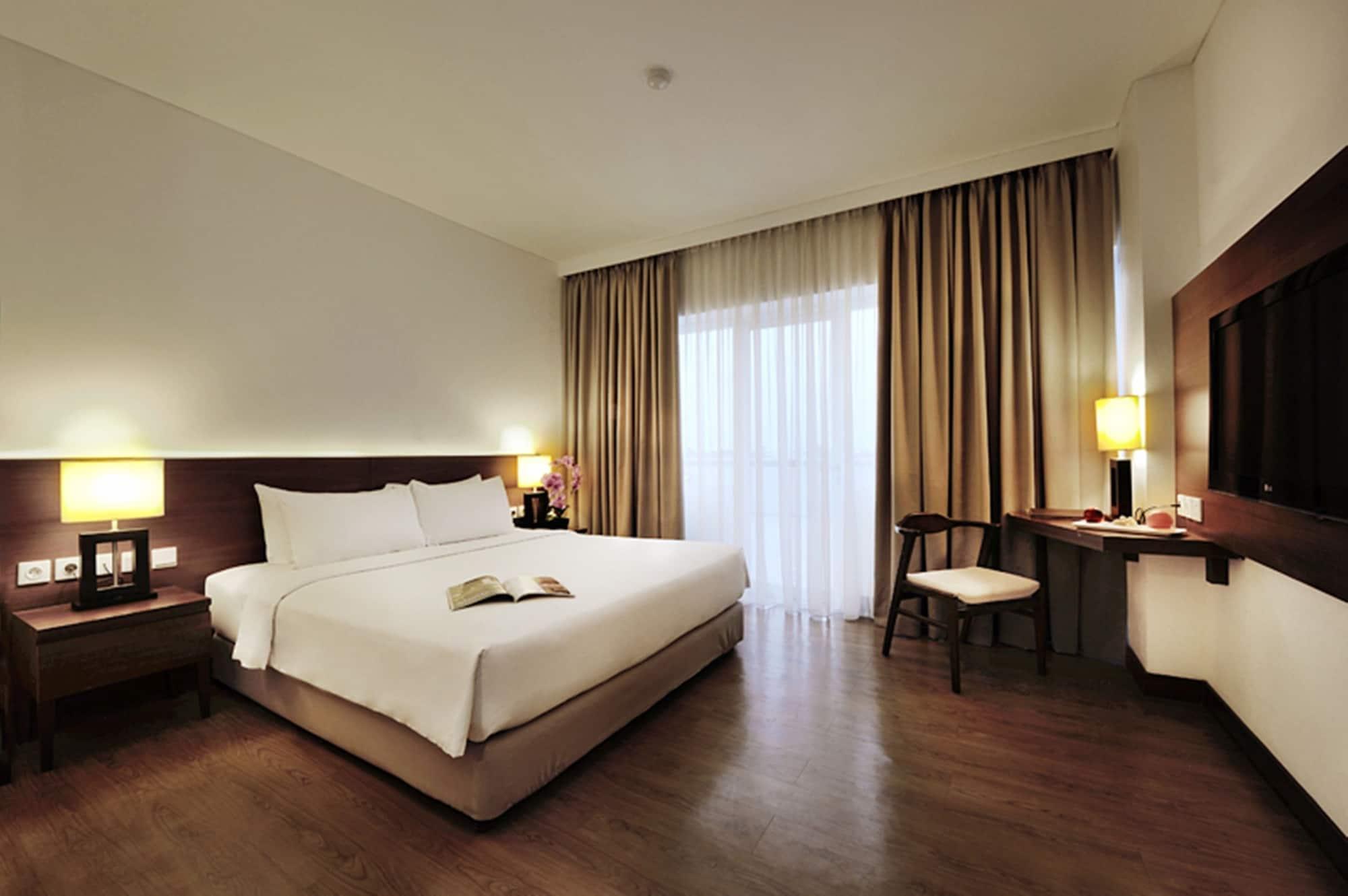 D'Primahotel Tangerang Kültér fotó